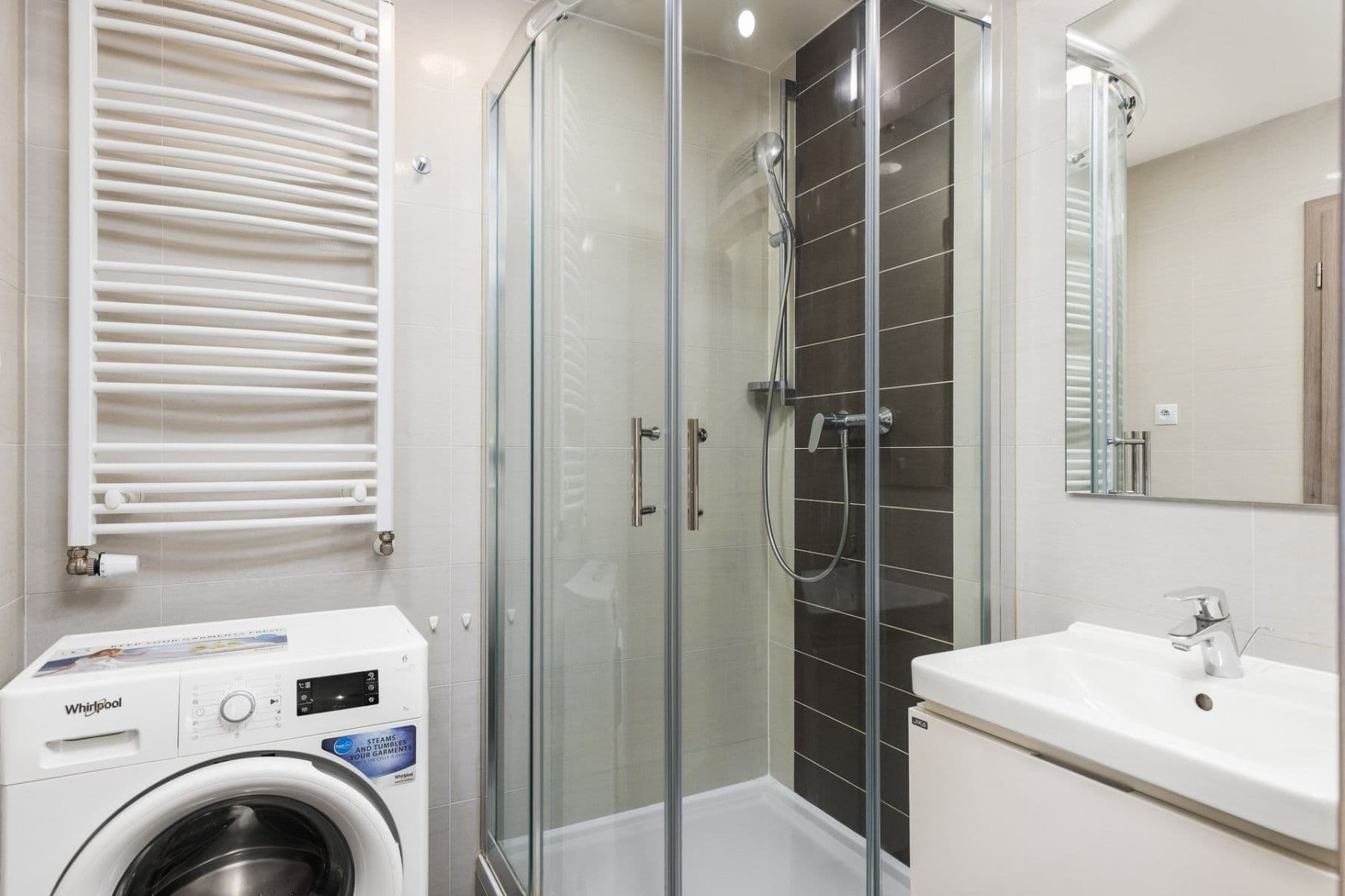 Pronájem bytu 1+kk 30 m², Petrohradská, Praha, Praha Pronájem bytu 1+kk 30 m², Petrohradská, Praha, Praha