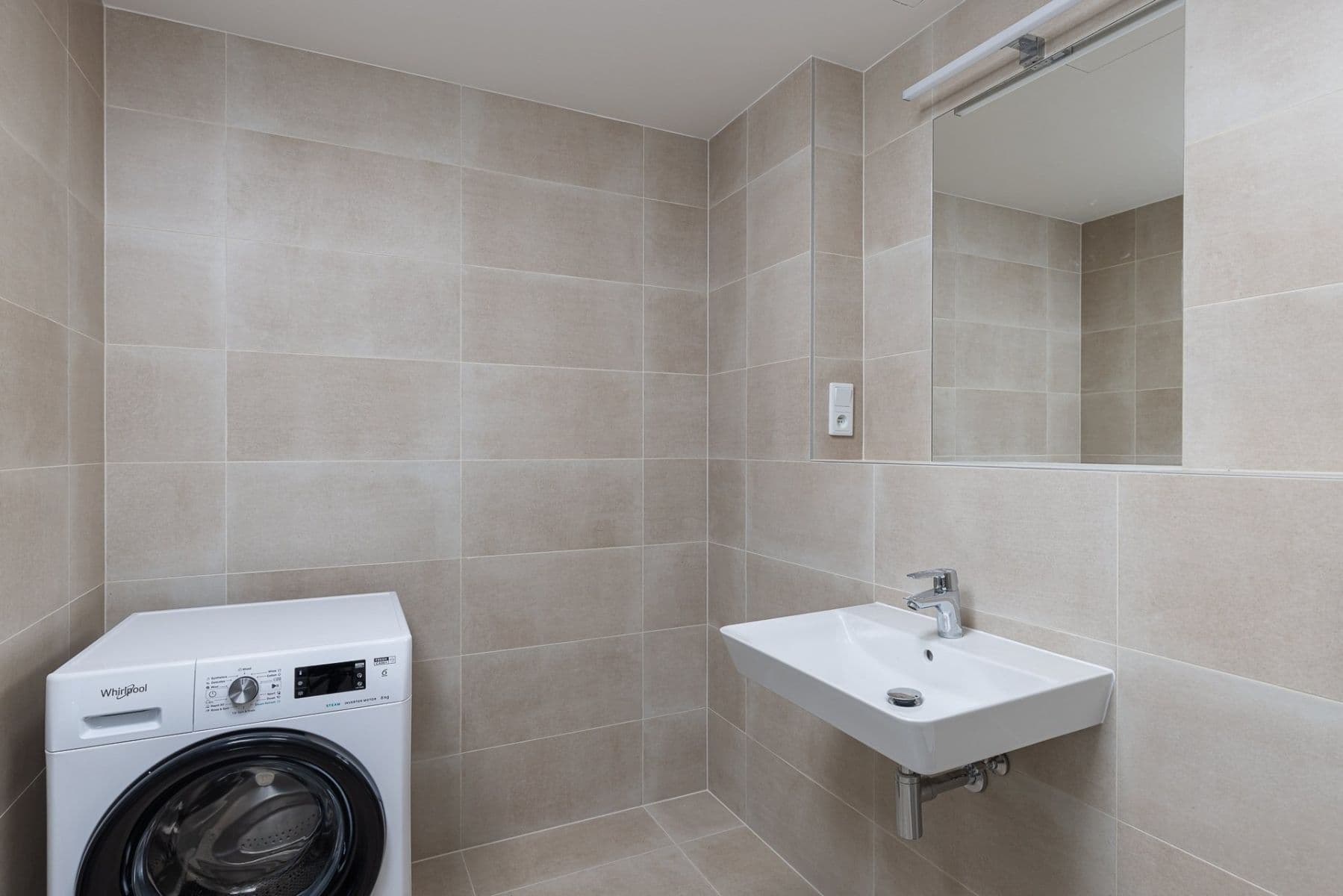 Pronájem bytu 2+kk 47 m², Hodkovická, Praha, Praha Pronájem bytu 2+kk 47 m², Hodkovická, Praha, Praha