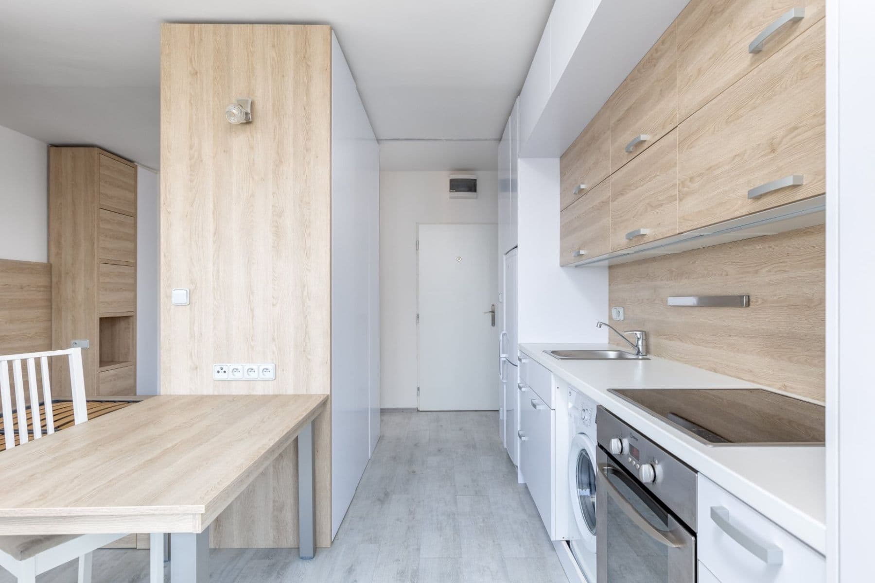 Pronájem bytu 1+kk 31 m², Topolová, Praha, Praha Pronájem bytu 1+kk 31 m², Topolová, Praha, Praha