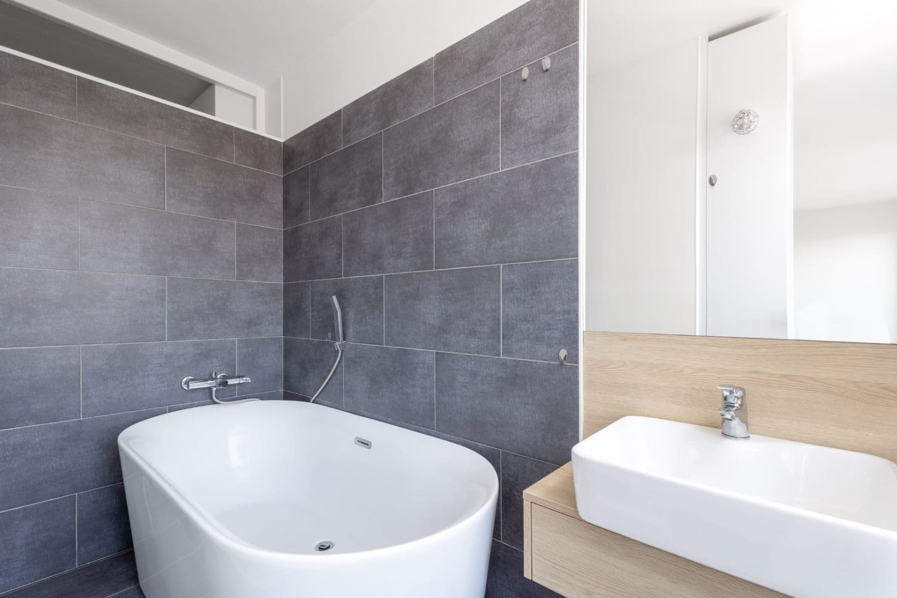 Pronájem bytu 1+kk 31 m², Topolová, Praha, Praha Pronájem bytu 1+kk 31 m², Topolová, Praha, Praha