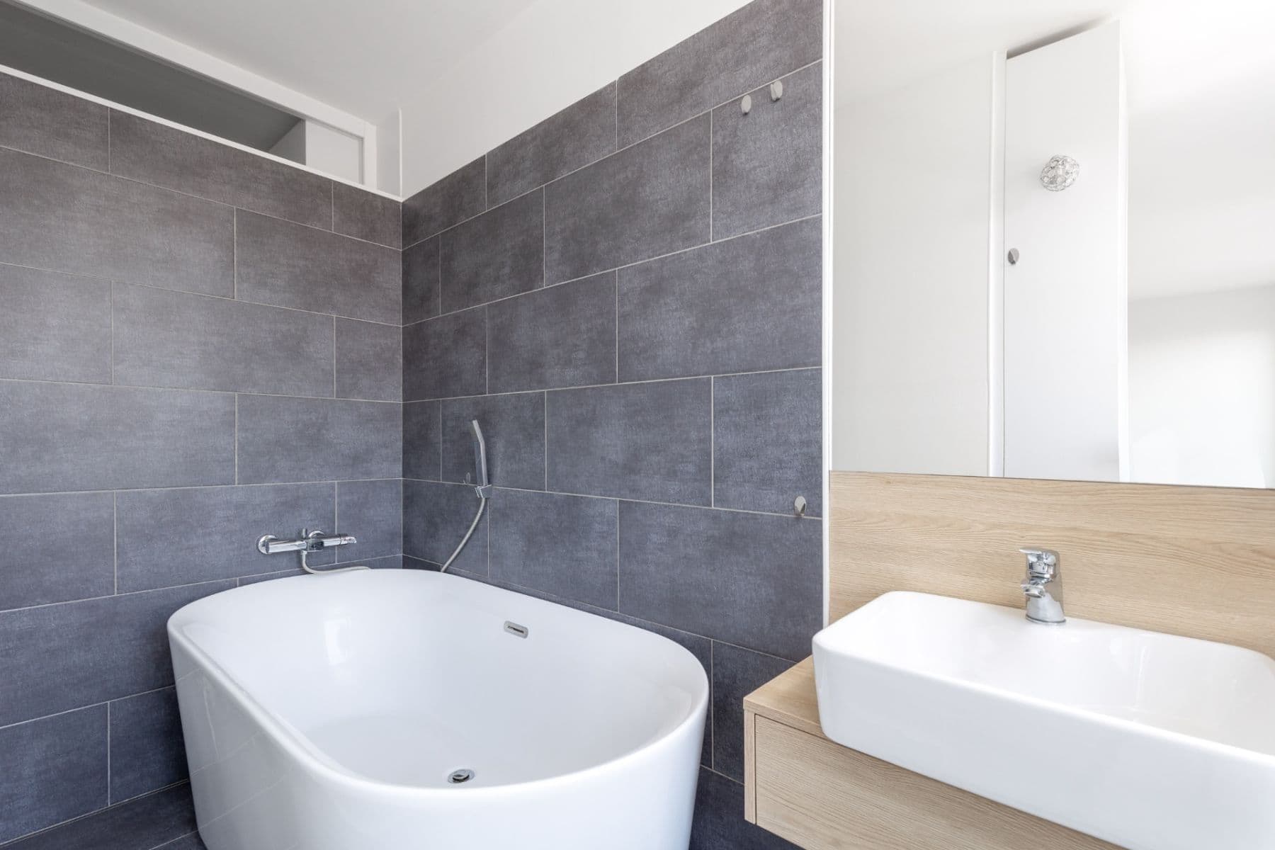 Pronájem bytu 1+kk 31 m², Topolová, Praha, Praha Pronájem bytu 1+kk 31 m², Topolová, Praha, Praha