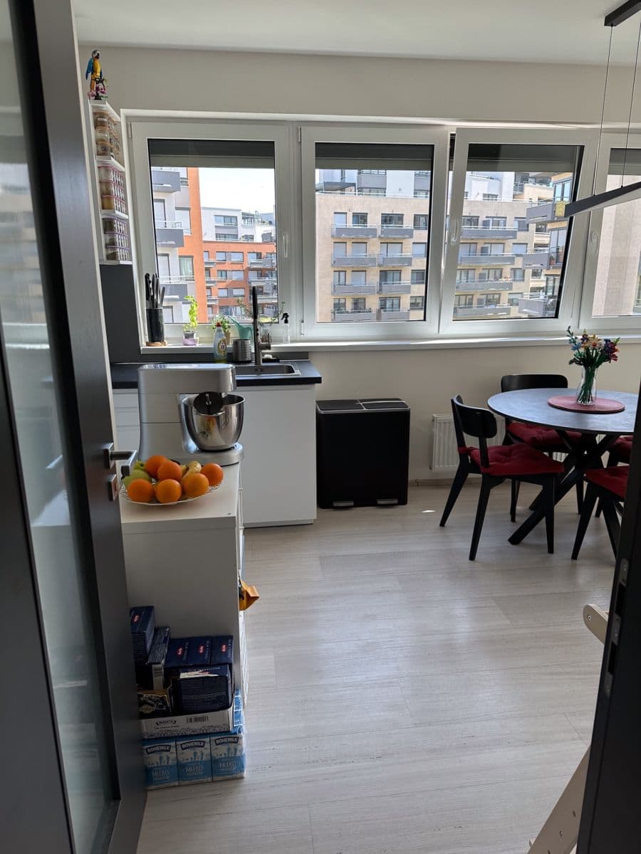 Pronájem bytu 2+kk 50 m², Měchnovská, Praha, Praha Pronájem bytu 2+kk 50 m², Měchnovská, Praha, Praha