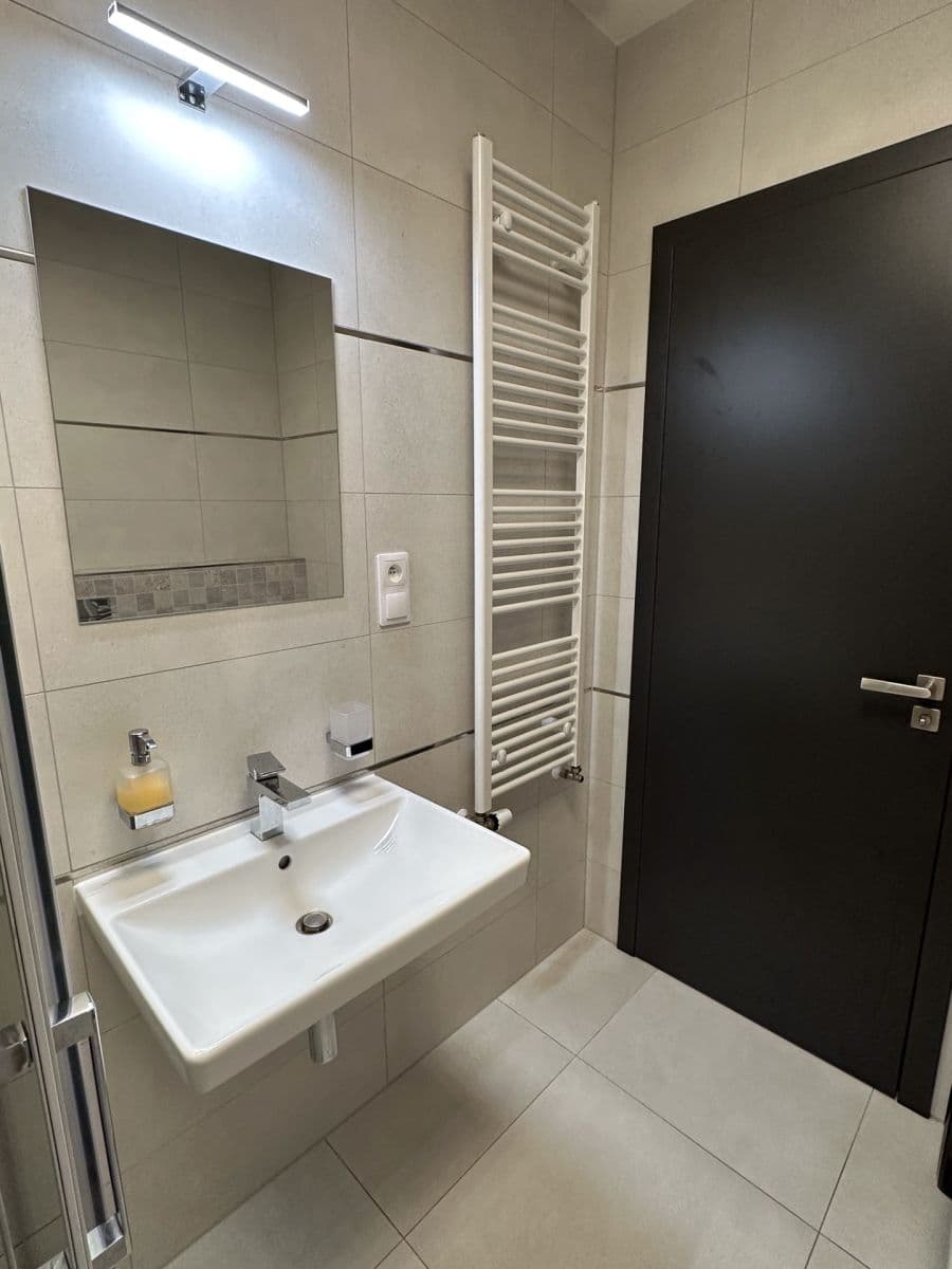 Pronájem bytu 2+kk 50 m², Měchnovská, Praha, Praha Pronájem bytu 2+kk 50 m², Měchnovská, Praha, Praha