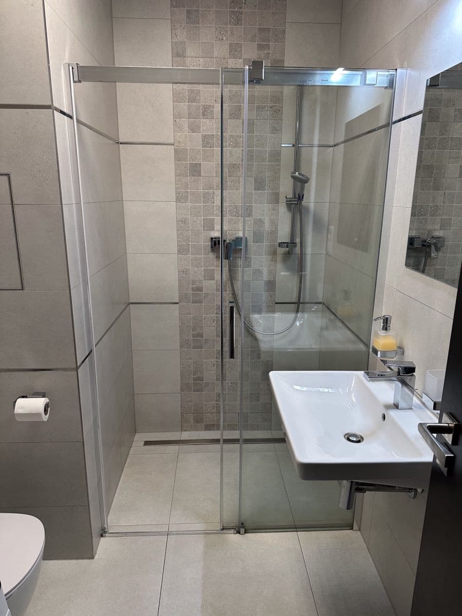 Pronájem bytu 2+kk 50 m², Měchnovská, Praha, Praha Pronájem bytu 2+kk 50 m², Měchnovská, Praha, Praha