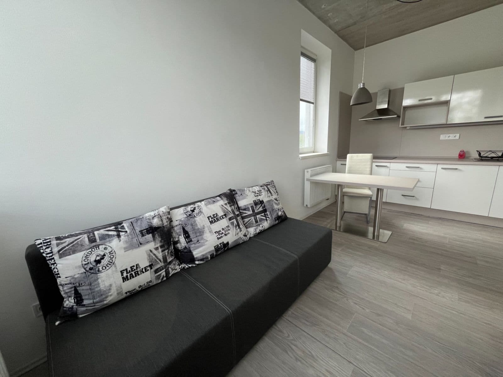 Pronájem bytu 2+kk 45 m², V Bytovkách, Praha, Praha Pronájem bytu 2+kk 45 m², V Bytovkách, Praha, Praha