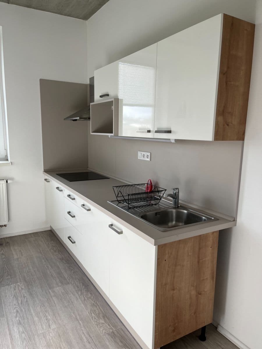 Pronájem bytu 2+kk 45 m², V Bytovkách, Praha, Praha Pronájem bytu 2+kk 45 m², V Bytovkách, Praha, Praha