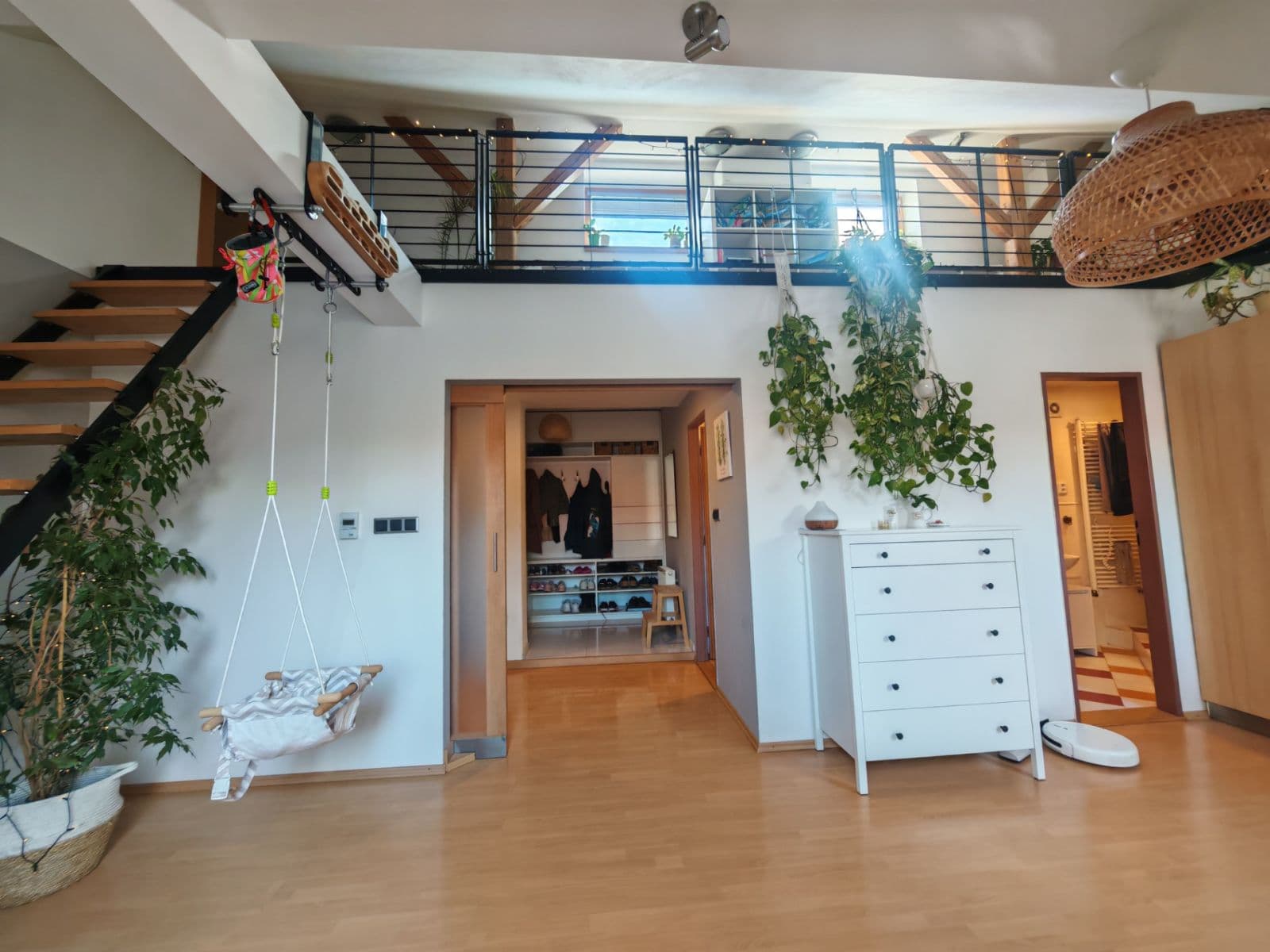 Prodej bytu 3+kk 122 m², Gočárova třída, Hradec Králové, Královéhradecký kraj Prodej bytu 3+kk 122 m², Gočárova třída, Hradec Králové, Královéhradecký kraj