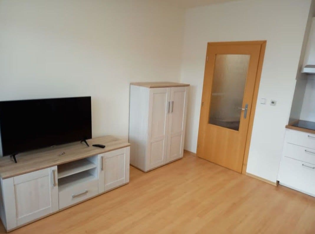 Prodej bytu 1+kk 33 m², Nachová, Brno, Jihomoravský kraj Prodej bytu 1+kk 33 m², Nachová, Brno, Jihomoravský kraj