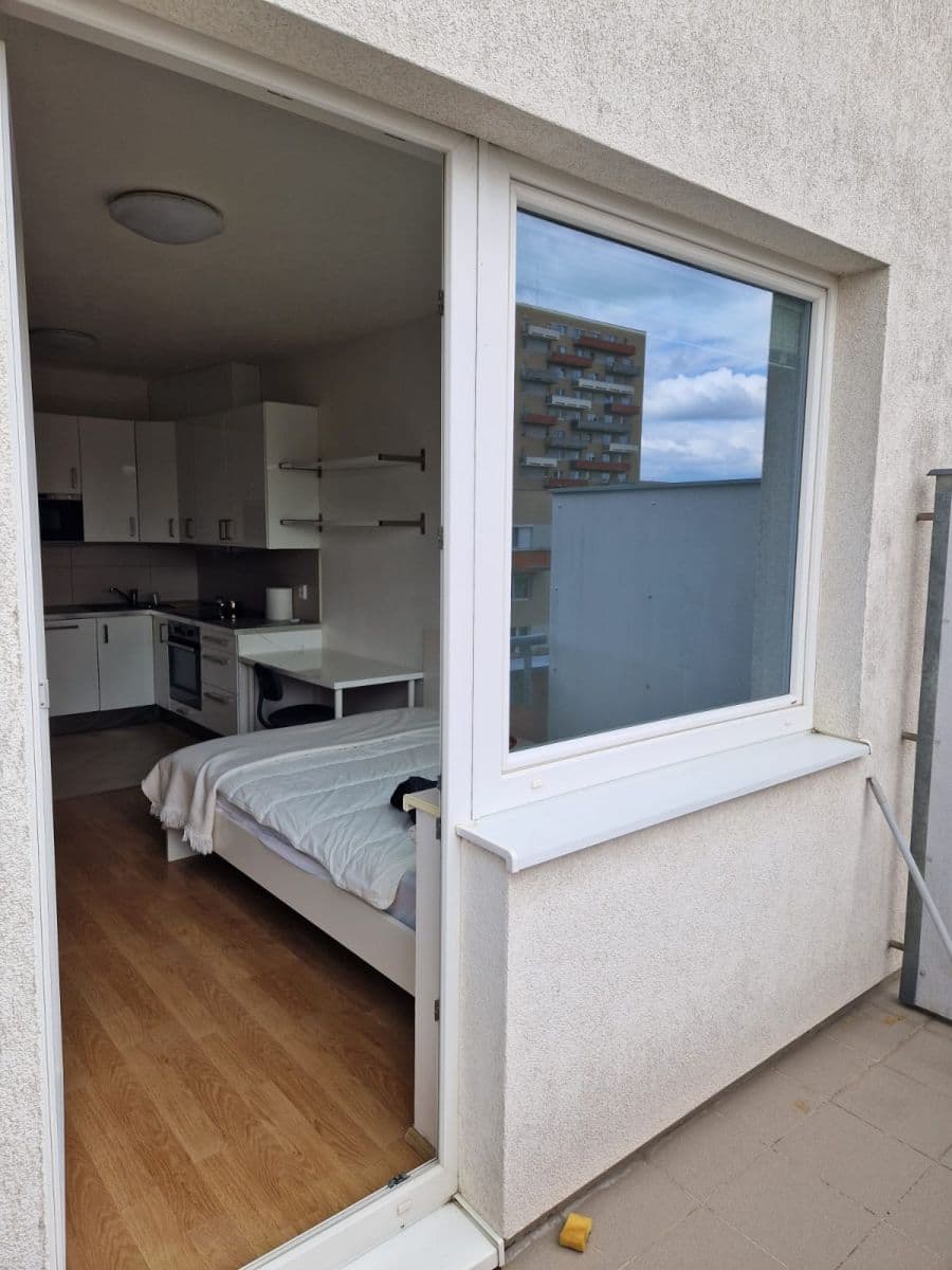 Pronájem bytu 1+kk 29 m², Hornoměcholupská, Praha, Praha Pronájem bytu 1+kk 29 m², Hornoměcholupská, Praha, Praha