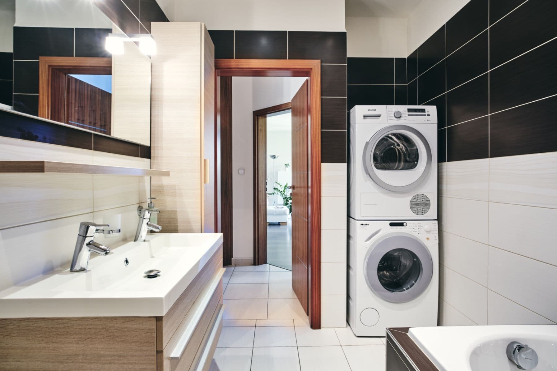 Prodej domu 124 m², pozemek 468 m², Nádražní, Břeclav, Jihomoravský kraj Prodej domu 124 m², pozemek 468 m², Nádražní, Břeclav, Jihomoravský kraj