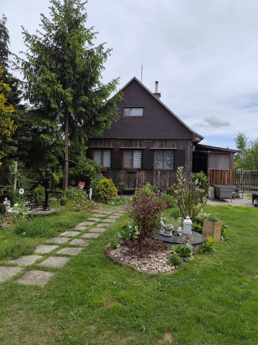 Prodej domu 78 m², pozemek 650 m², Eliášova, Loučeň, Středočeský kraj Prodej domu 78 m², pozemek 650 m², Eliášova, Loučeň, Středočeský kraj