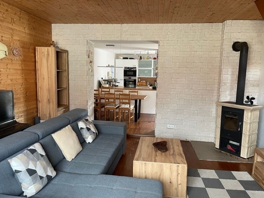 Prodej domu 180 m², pozemek 502 m², Šefranice, Zbraslav, Jihomoravský kraj Prodej domu 180 m², pozemek 502 m², Šefranice, Zbraslav, Jihomoravský kraj