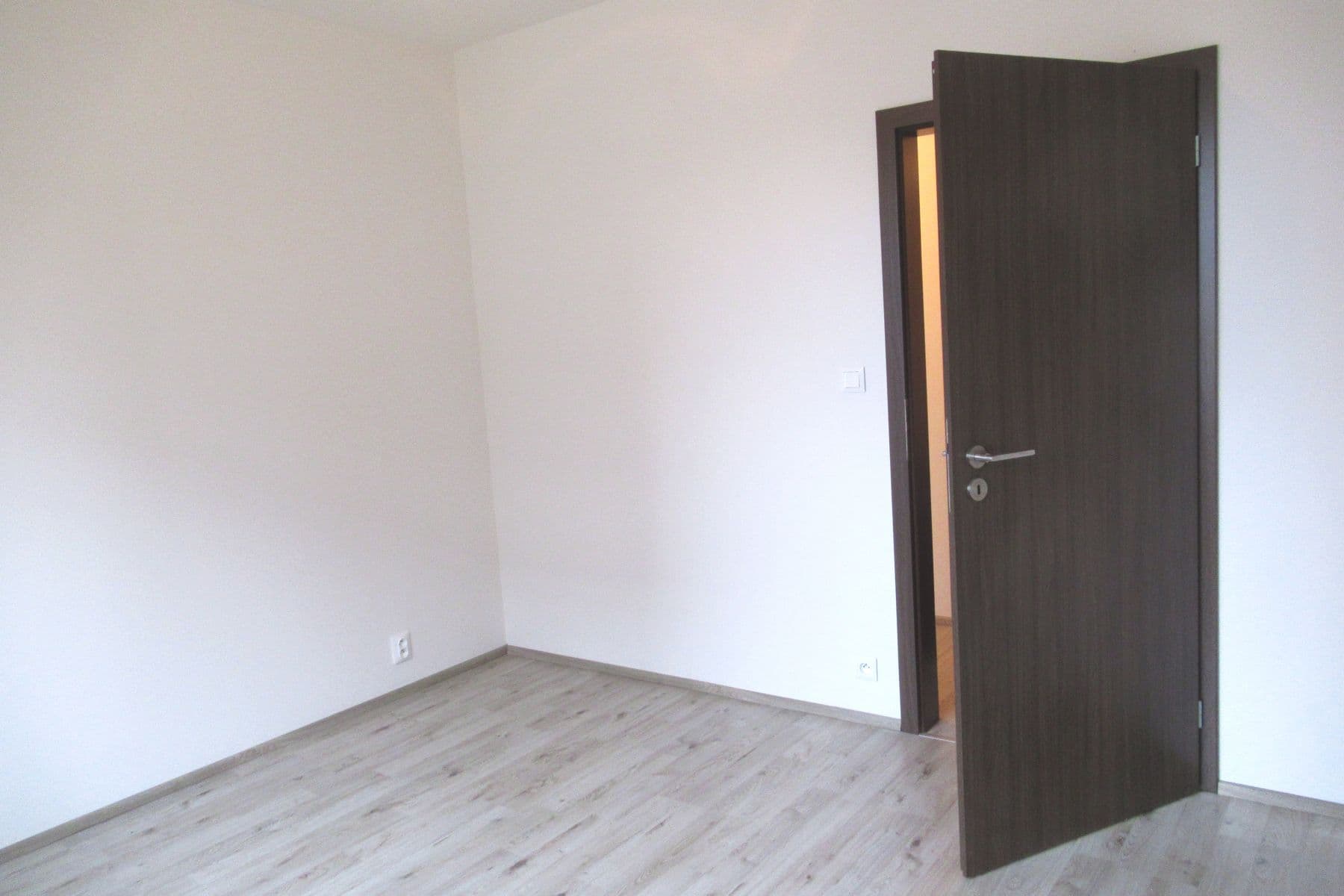 Pronájem bytu 2+kk 50 m², Chrudim, Pardubický kraj Pronájem bytu 2+kk 50 m², Chrudim, Pardubický kraj