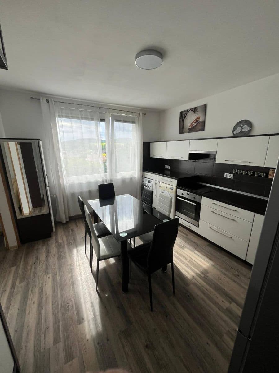 Pronájem bytu 3+1 50 m², Adámkova, Chomutov, Ústecký kraj Pronájem bytu 3+1 50 m², Adámkova, Chomutov, Ústecký kraj