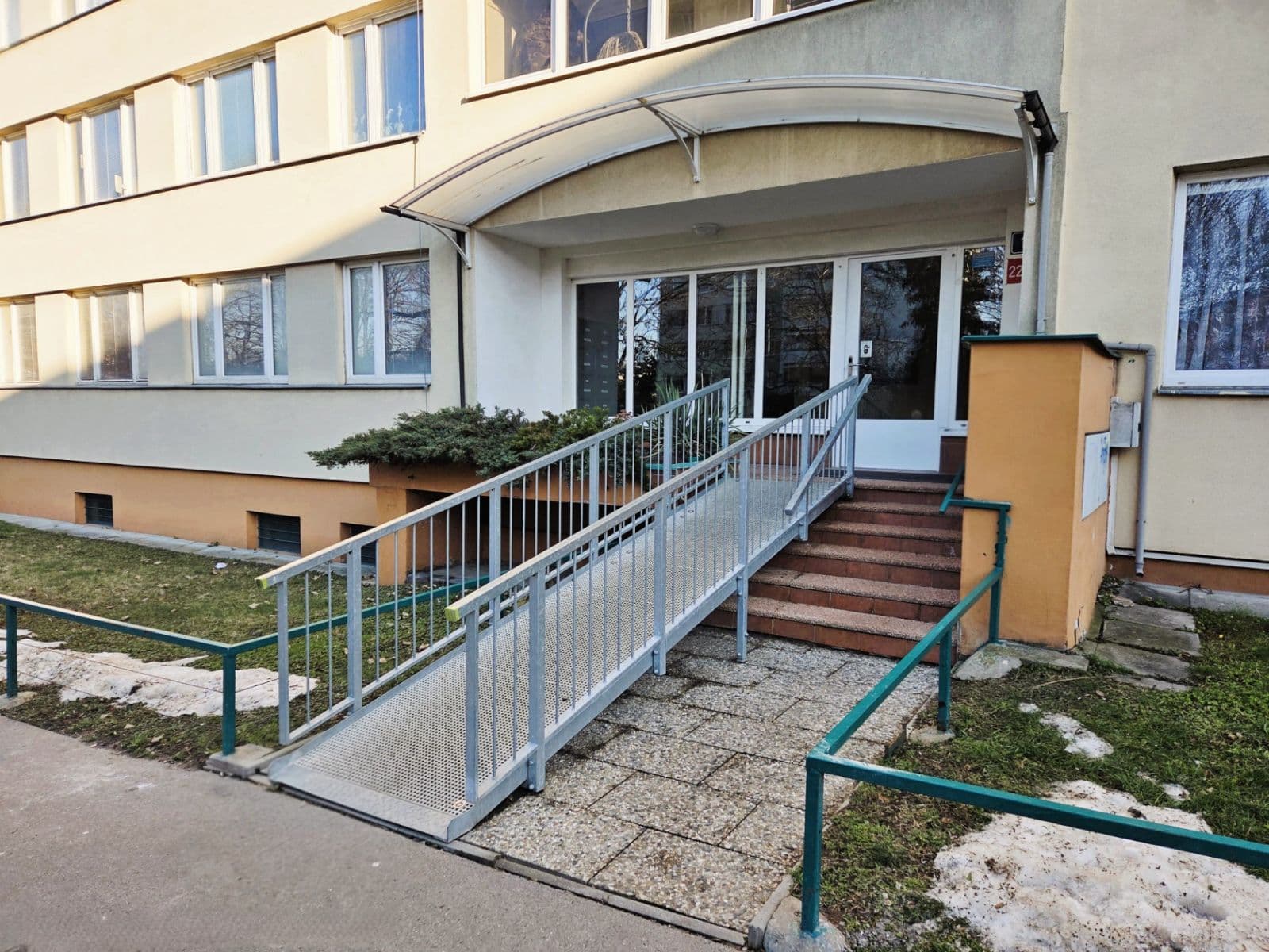 Prodej bytu 3+1 64 m², Křenická, Praha, Praha Prodej bytu 3+1 64 m², Křenická, Praha, Praha