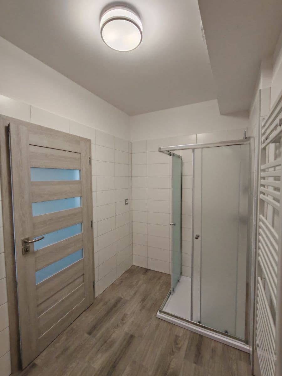 Pronájem bytu 3+kk 63 m², T. G. Masaryka, Kostelec nad Labem, Středočeský kraj Pronájem bytu 3+kk 63 m², T. G. Masaryka, Kostelec nad Labem, Středočeský kraj