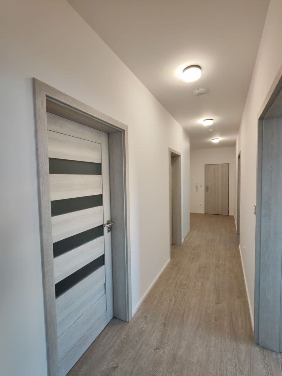 Pronájem bytu 3+kk 63 m², T. G. Masaryka, Kostelec nad Labem, Středočeský kraj Pronájem bytu 3+kk 63 m², T. G. Masaryka, Kostelec nad Labem, Středočeský kraj