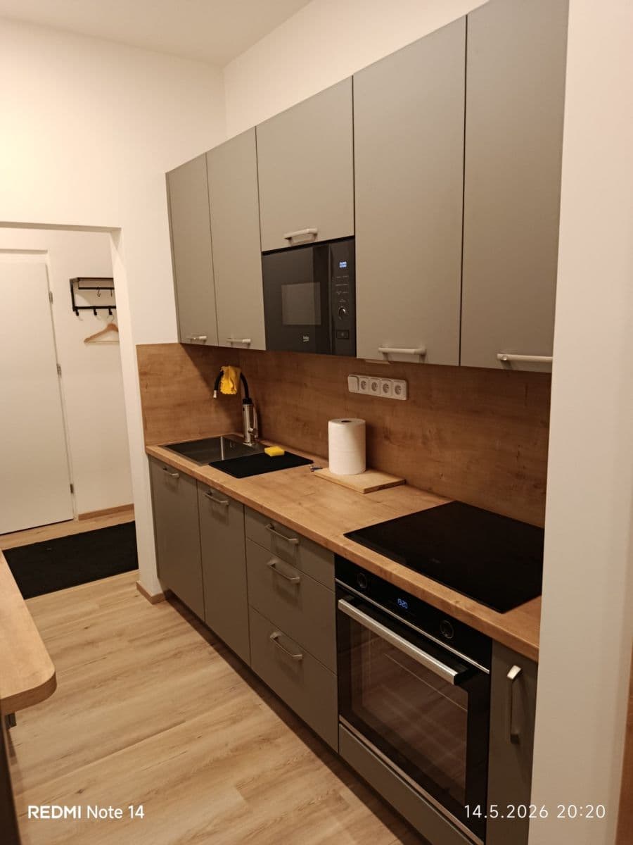 Pronájem bytu 2+kk 58 m², Podolská, Praha, Praha Pronájem bytu 2+kk 58 m², Podolská, Praha, Praha