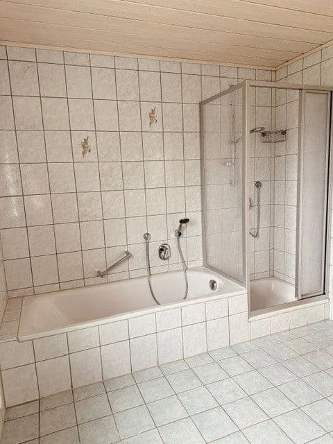 Pronájem domu 176 m², pozemek 394 m², Kümmersbruck, Bavorsko Pronájem domu 176 m², pozemek 394 m², Kümmersbruck, Bavorsko