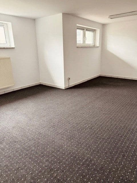 Pronájem domu 176 m², pozemek 394 m², Kümmersbruck, Bavorsko Pronájem domu 176 m², pozemek 394 m², Kümmersbruck, Bavorsko