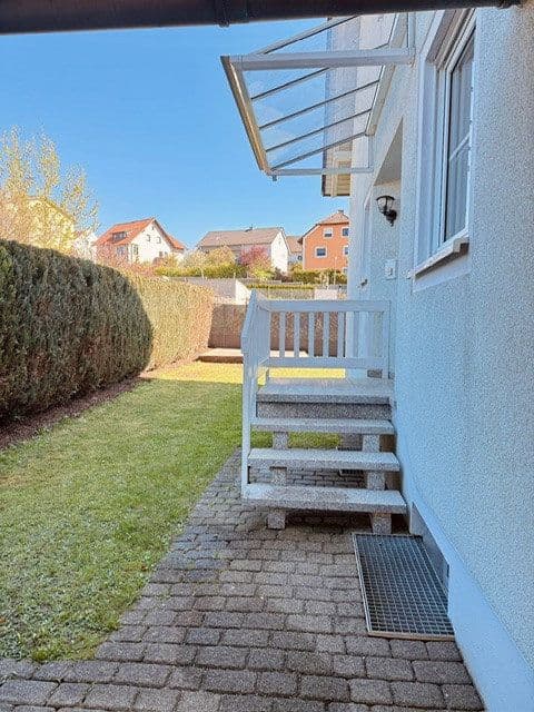 Pronájem domu 176 m², pozemek 394 m², Kümmersbruck, Bavorsko Pronájem domu 176 m², pozemek 394 m², Kümmersbruck, Bavorsko