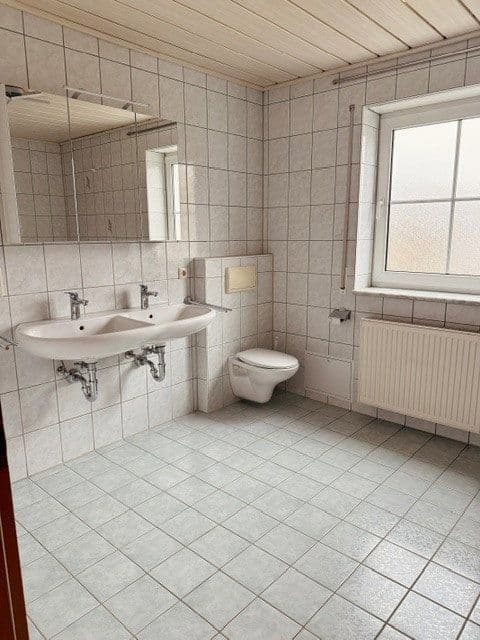 Pronájem domu 176 m², pozemek 394 m², Kümmersbruck, Bavorsko Pronájem domu 176 m², pozemek 394 m², Kümmersbruck, Bavorsko