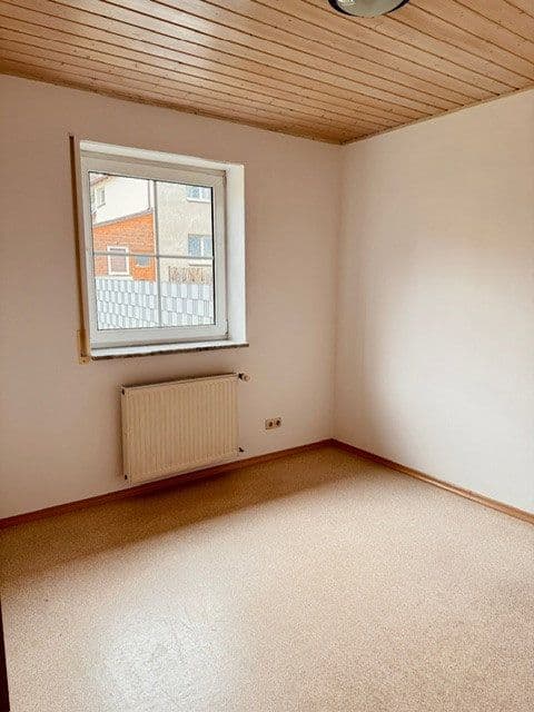 Pronájem domu 176 m², pozemek 394 m², Kümmersbruck, Bavorsko Pronájem domu 176 m², pozemek 394 m², Kümmersbruck, Bavorsko