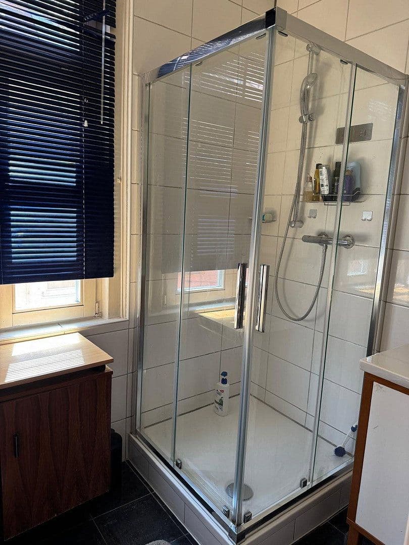 Pronájem bytu 4+1 120 m², Ehinger Straße 48, Rottenburg am Neckar, Bádensko-Württembersko Pronájem bytu 4+1 120 m², Ehinger Straße 48, Rottenburg am Neckar, Bádensko-Württembersko