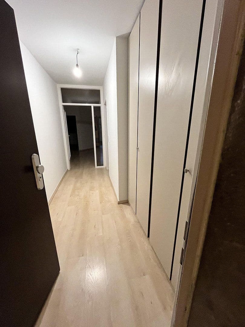 Pronájem bytu 2+1 71 m², Essen, Severní Porýní-Vestfálsko Pronájem bytu 2+1 71 m², Essen, Severní Porýní-Vestfálsko