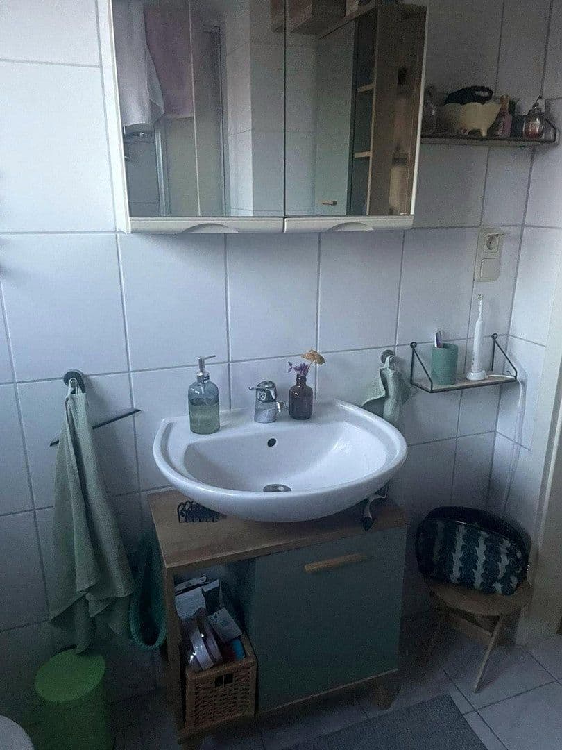 Pronájem bytu 3+1 105 m², Hartenauer Straße 45, Bickenbach, Hessen Pronájem bytu 3+1 105 m², Hartenauer Straße 45, Bickenbach, Hessen