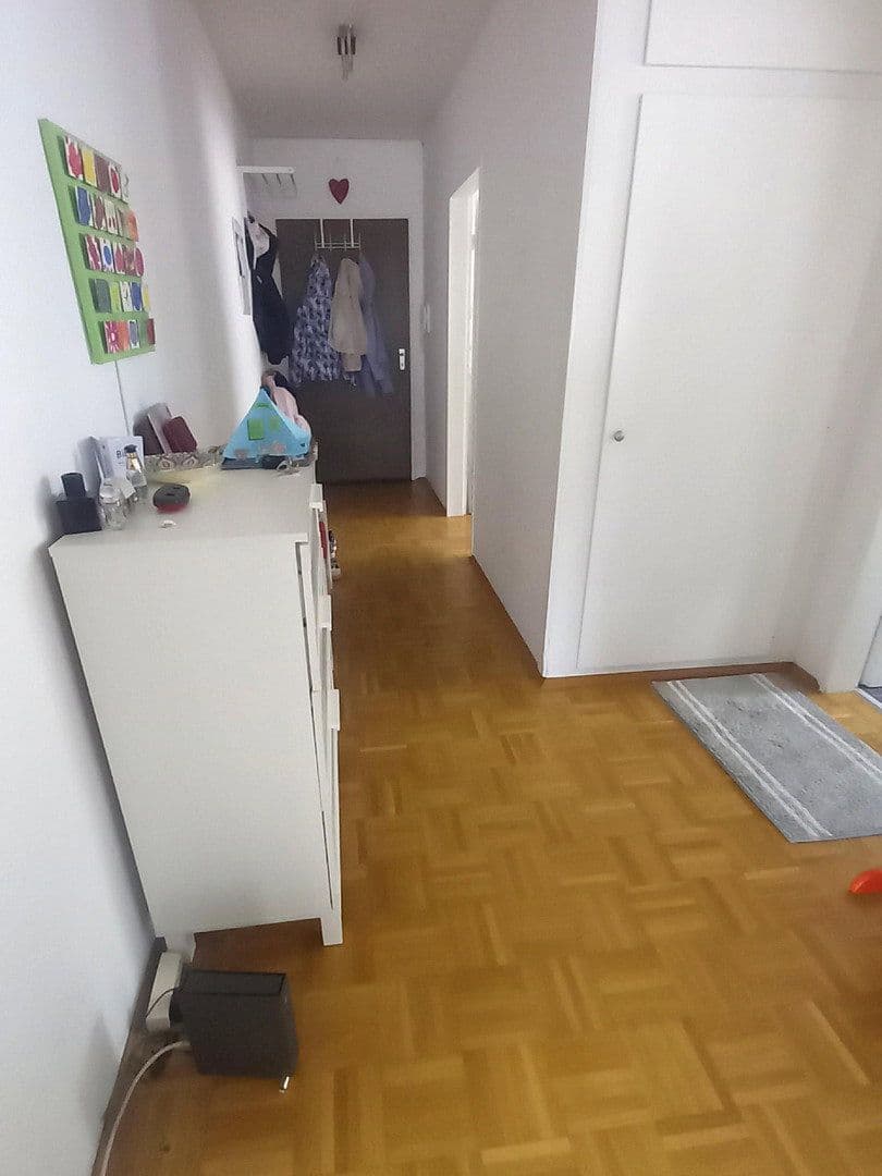 Pronájem bytu 3+1 67 m², Kiefernweg 1, Seeheim-Jugenheim, Hessen Pronájem bytu 3+1 67 m², Kiefernweg 1, Seeheim-Jugenheim, Hessen