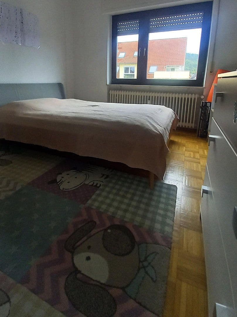 Pronájem bytu 3+1 67 m², Kiefernweg 1, Seeheim-Jugenheim, Hessen Pronájem bytu 3+1 67 m², Kiefernweg 1, Seeheim-Jugenheim, Hessen