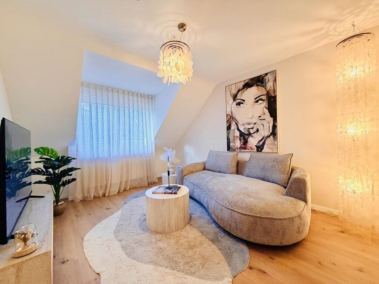 Pronájem domu 190 m², pozemek 189 m², Karlsruhe, Bádensko-Württembersko Pronájem domu 190 m², pozemek 189 m², Karlsruhe, Bádensko-Württembersko