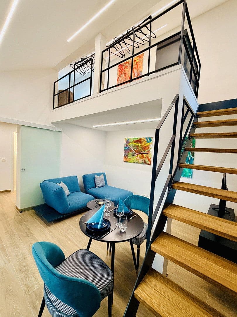 Pronájem domu 190 m², pozemek 189 m², Karlsruhe, Bádensko-Württembersko Pronájem domu 190 m², pozemek 189 m², Karlsruhe, Bádensko-Württembersko