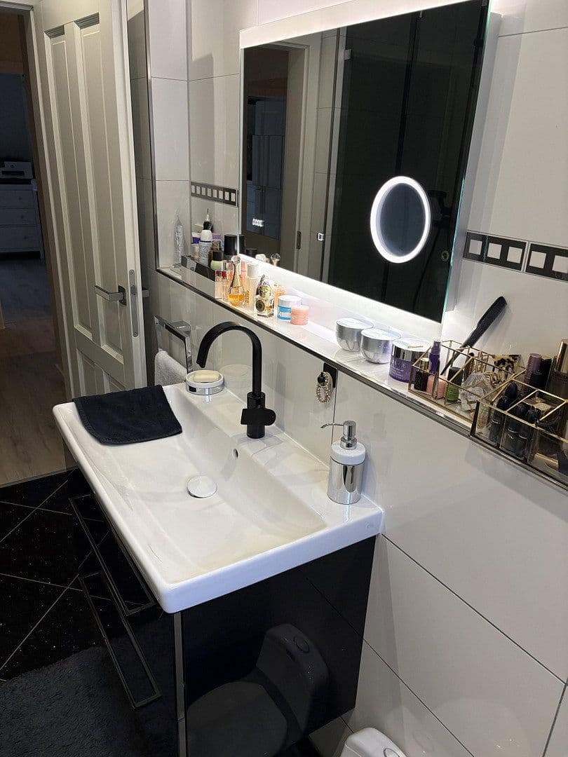 Prodej domu 230 m², pozemek 2.070 m², Bergisch Gladbach, Severní Porýní-Vestfálsko Prodej domu 230 m², pozemek 2.070 m², Bergisch Gladbach, Severní Porýní-Vestfálsko