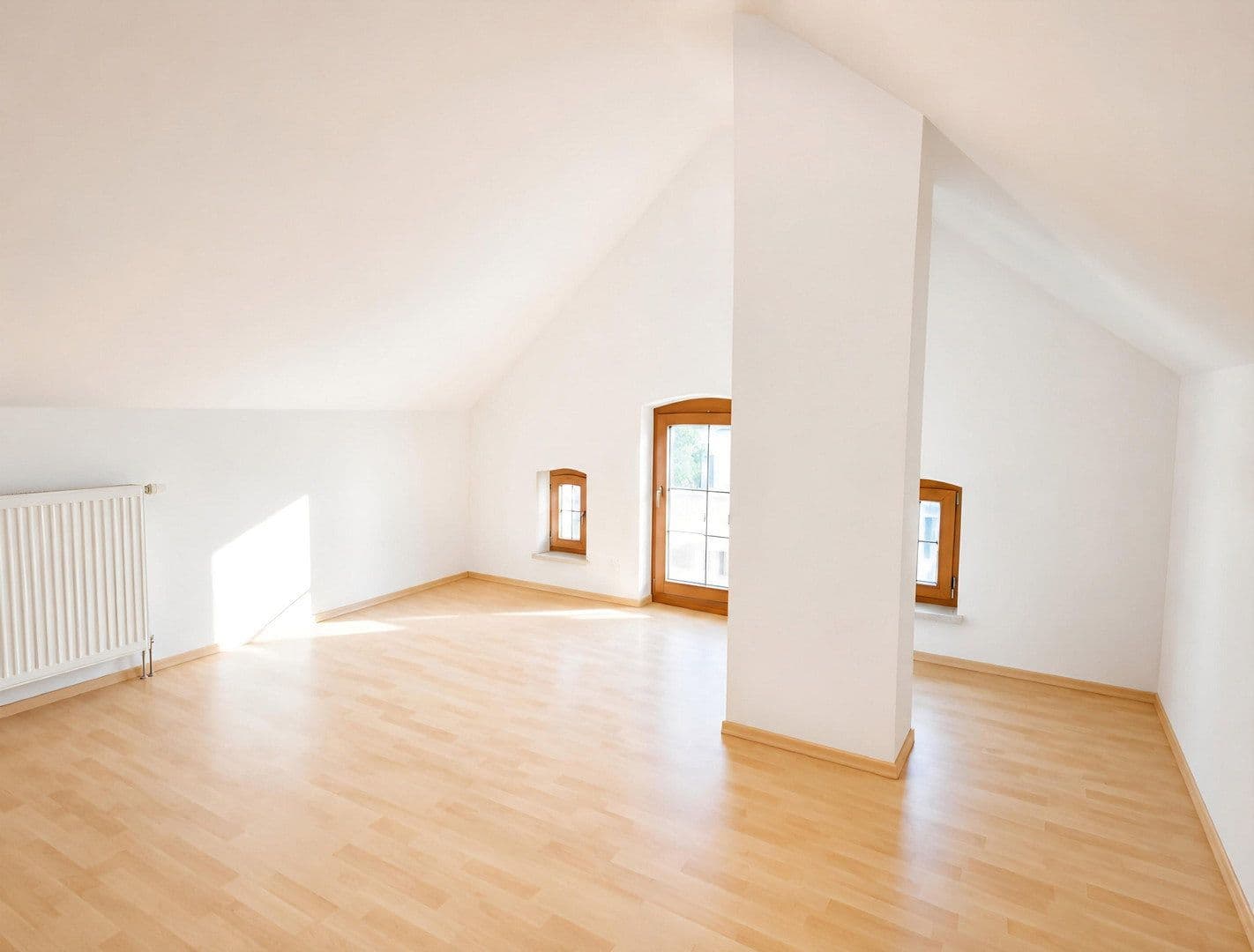 Prodej domu 230 m², pozemek 250 m², Beilngries, Bavorsko Prodej domu 230 m², pozemek 250 m², Beilngries, Bavorsko