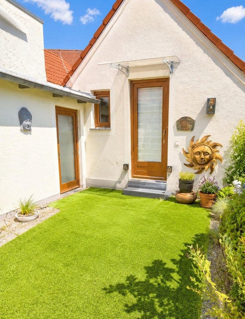 Prodej domu 230 m², pozemek 250 m², Beilngries, Bavorsko Prodej domu 230 m², pozemek 250 m², Beilngries, Bavorsko