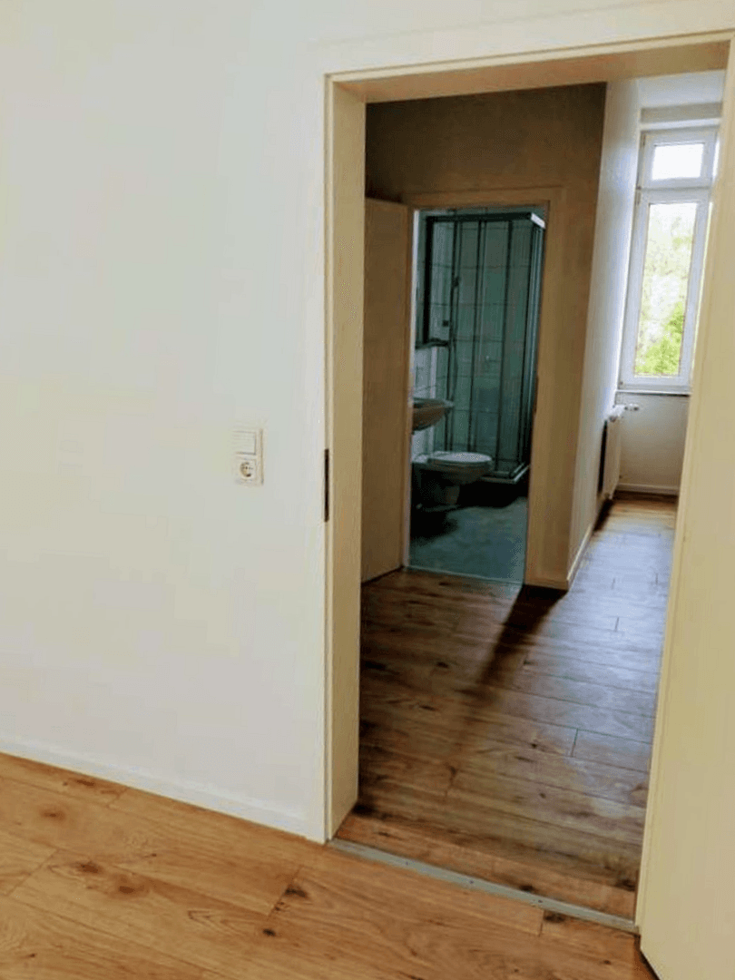 Pronájem bytu 3+1 70 m², Burgstr. 83, Solingen, Severní Porýní-Vestfálsko Pronájem bytu 3+1 70 m², Burgstr. 83, Solingen, Severní Porýní-Vestfálsko