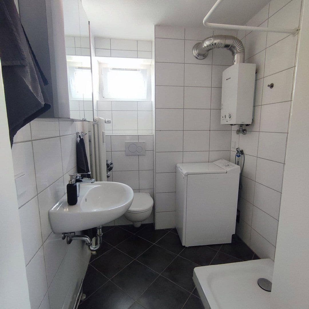 Pronájem bytu 1+1 34 m², Sudermannstraße 10, Ludwigshafen, Porýní-Falc Pronájem bytu 1+1 34 m², Sudermannstraße 10, Ludwigshafen, Porýní-Falc