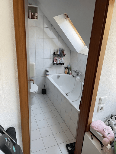 Pronájem bytu 4+1 97 m², Wuppertal, Severní Porýní-Vestfálsko Pronájem bytu 4+1 97 m², Wuppertal, Severní Porýní-Vestfálsko