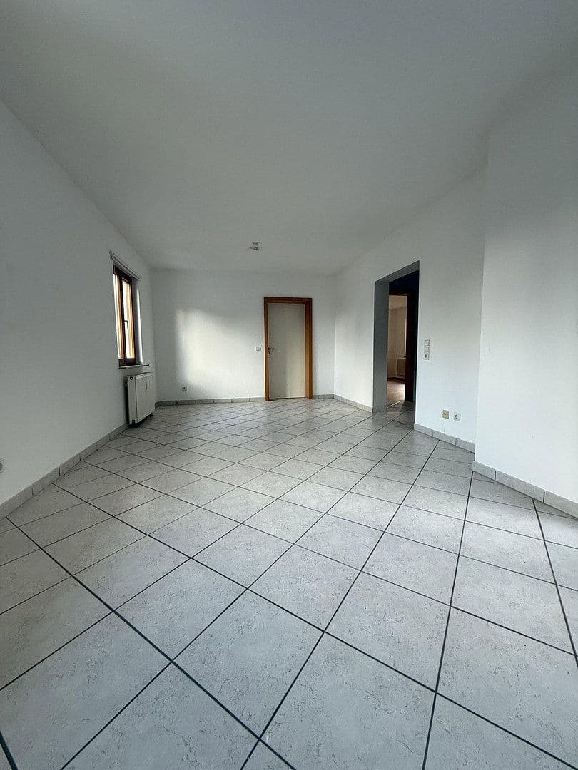 Pronájem bytu 3+1 72 m², Bundesstraße 22, Ehrenkirchen, Bádensko-Württembersko Pronájem bytu 3+1 72 m², Bundesstraße 22, Ehrenkirchen, Bádensko-Württembersko
