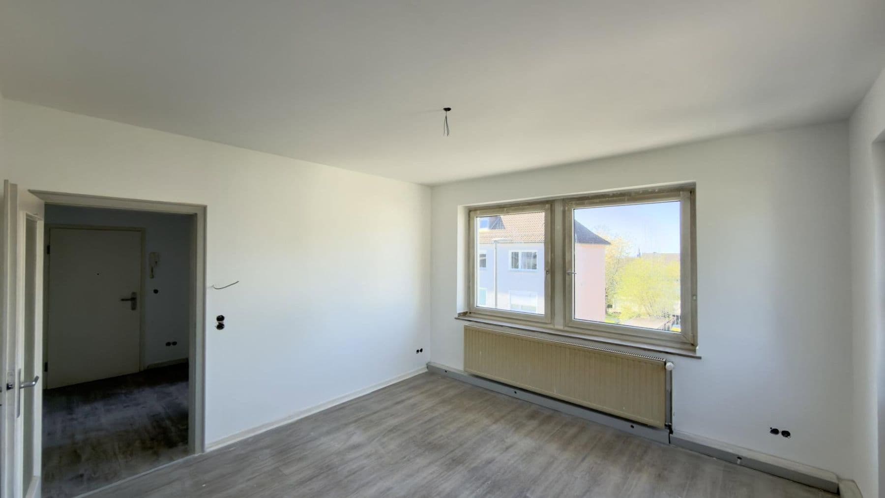 Pronájem bytu 2+1 55 m², Ritterstraße 55, Solingen, Severní Porýní-Vestfálsko Pronájem bytu 2+1 55 m², Ritterstraße 55, Solingen, Severní Porýní-Vestfálsko