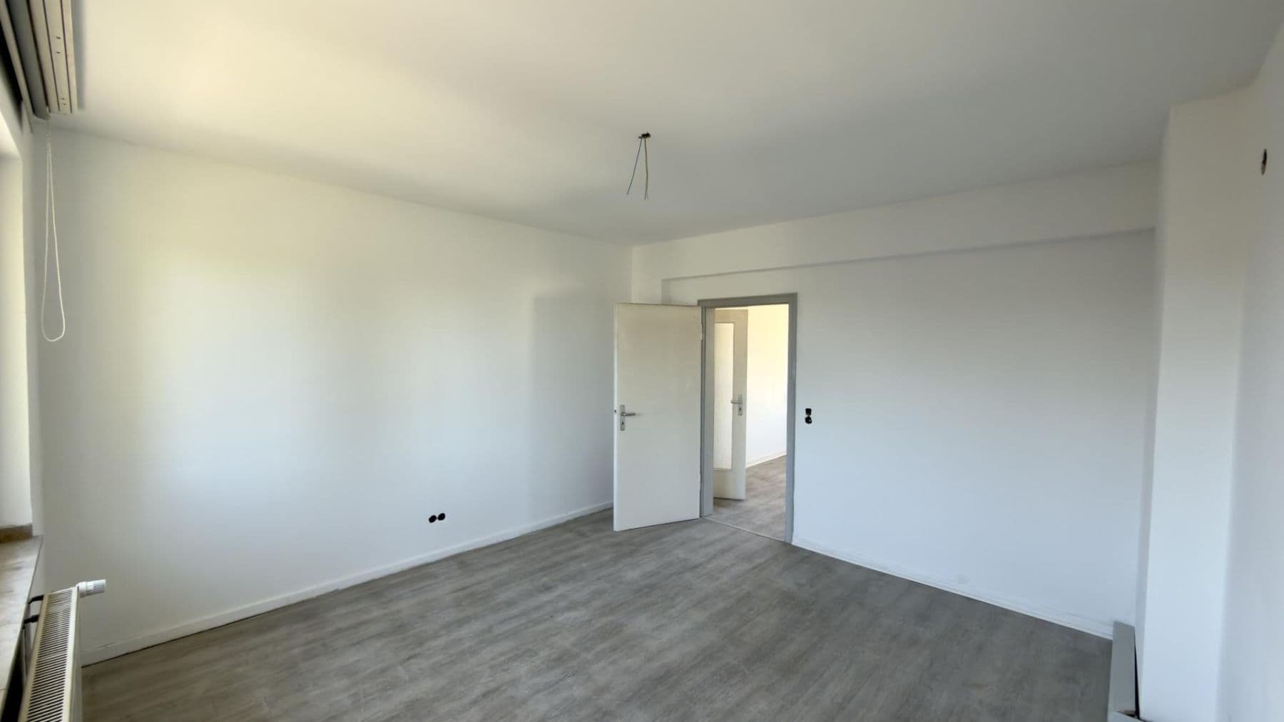 Pronájem bytu 2+1 55 m², Ritterstraße 55, Solingen, Severní Porýní-Vestfálsko Pronájem bytu 2+1 55 m², Ritterstraße 55, Solingen, Severní Porýní-Vestfálsko