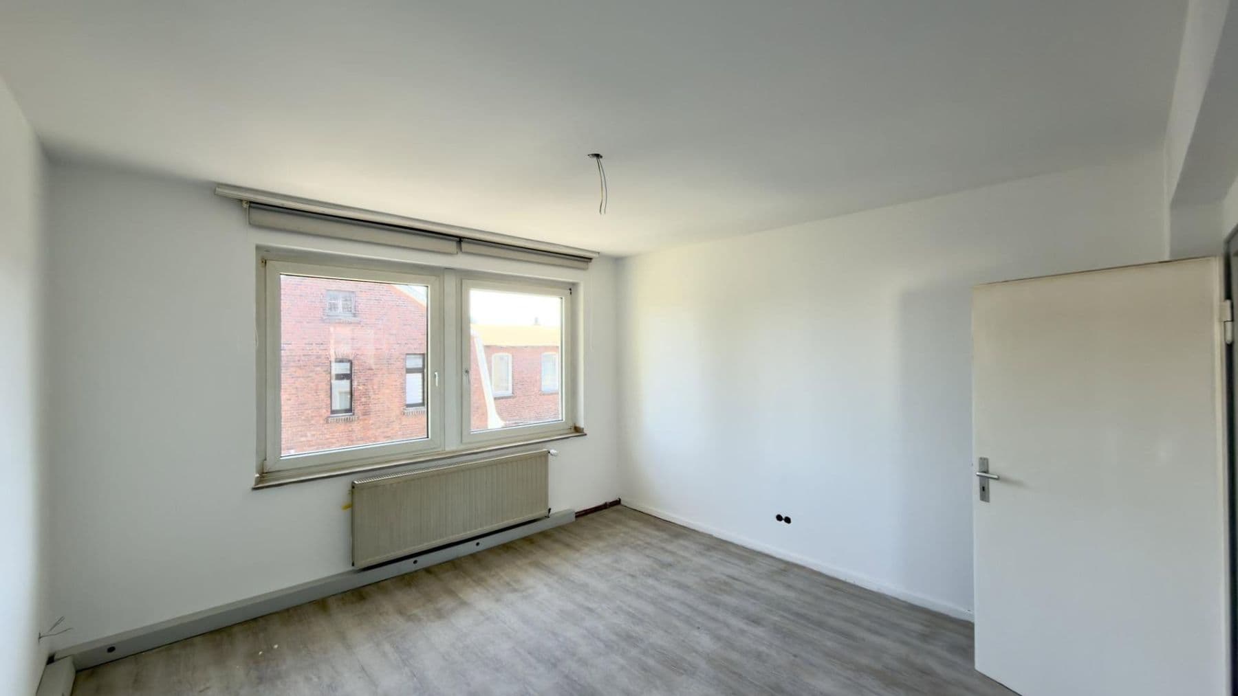 Pronájem bytu 2+1 55 m², Ritterstraße 55, Solingen, Severní Porýní-Vestfálsko Pronájem bytu 2+1 55 m², Ritterstraße 55, Solingen, Severní Porýní-Vestfálsko
