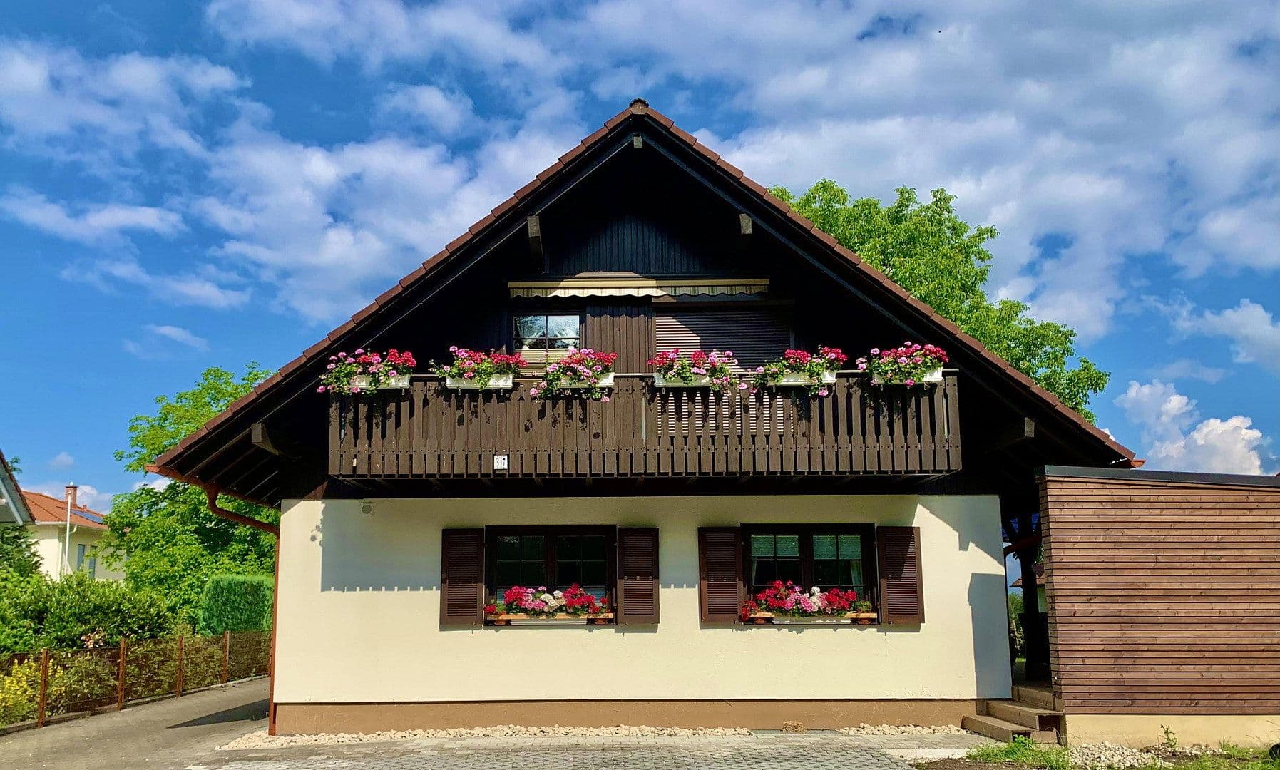 Prodej domu 147 m², pozemek 948 m², Moosburg, Bádensko-Württembersko Prodej domu 147 m², pozemek 948 m², Moosburg, Bádensko-Württembersko