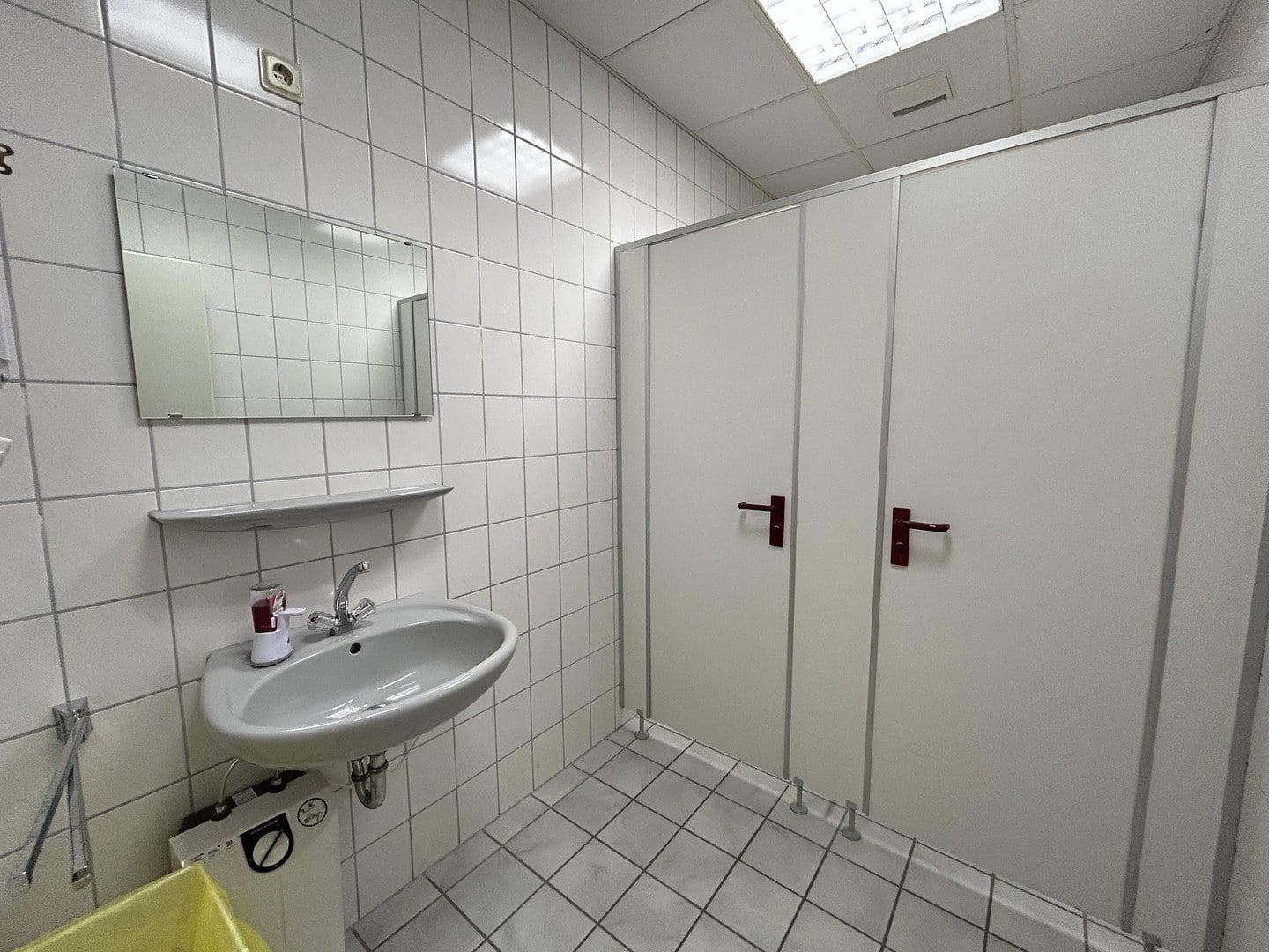 Pronájem kanceláře 289 m², Stuttgarter Straße 41, Pforzheim, Bádensko-Württembersko Pronájem kanceláře 289 m², Stuttgarter Straße 41, Pforzheim, Bádensko-Württembersko