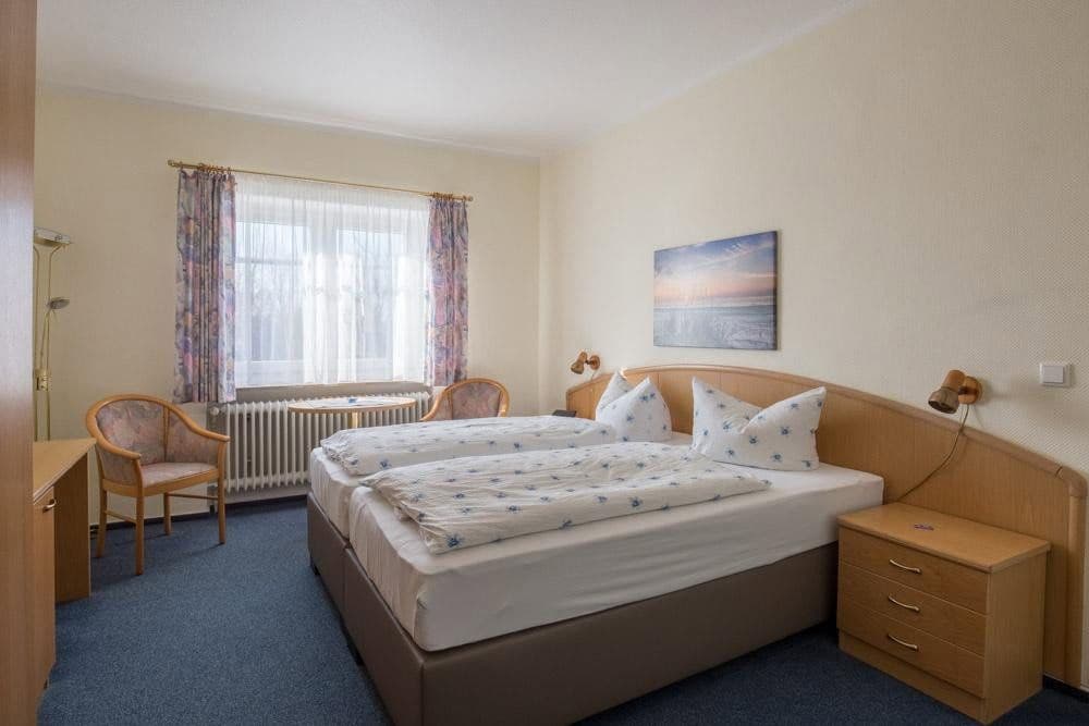 Prodej nebytového prostoru 1.400 m², Hooger Fähre 6, Pellworm, Šlesvicko-Holštýnsko Prodej nebytového prostoru 1.400 m², Hooger Fähre 6, Pellworm, Šlesvicko-Holštýnsko