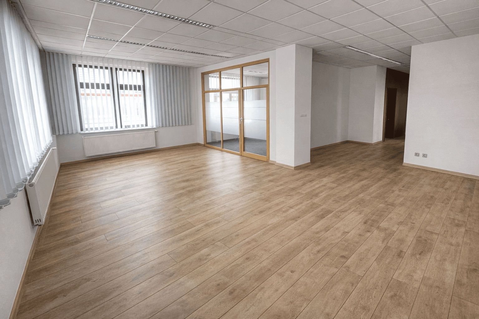 Pronájem kanceláře 170 m², Beethovenstraße 28, Plauen, Sasko Pronájem kanceláře 170 m², Beethovenstraße 28, Plauen, Sasko