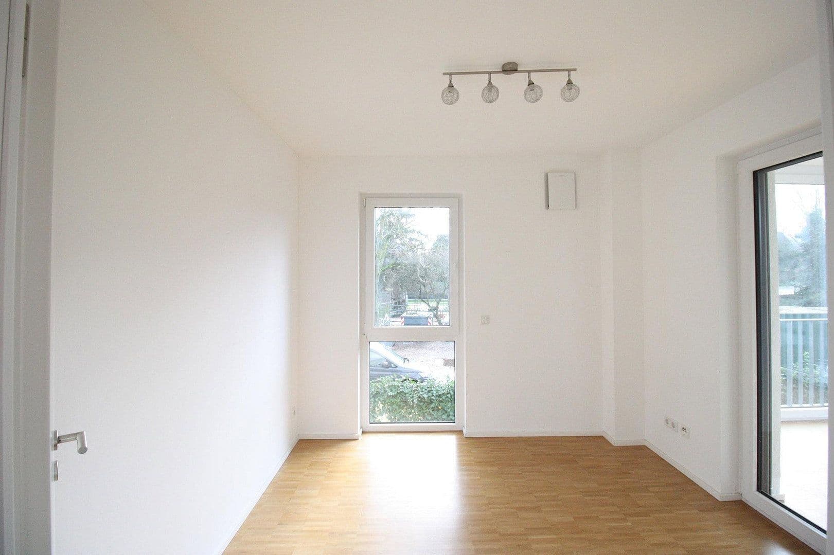 Prodej bytu 2+1 51 m², Niederrheinstr. 156, Düsseldorf, Severní Porýní-Vestfálsko Prodej bytu 2+1 51 m², Niederrheinstr. 156, Düsseldorf, Severní Porýní-Vestfálsko