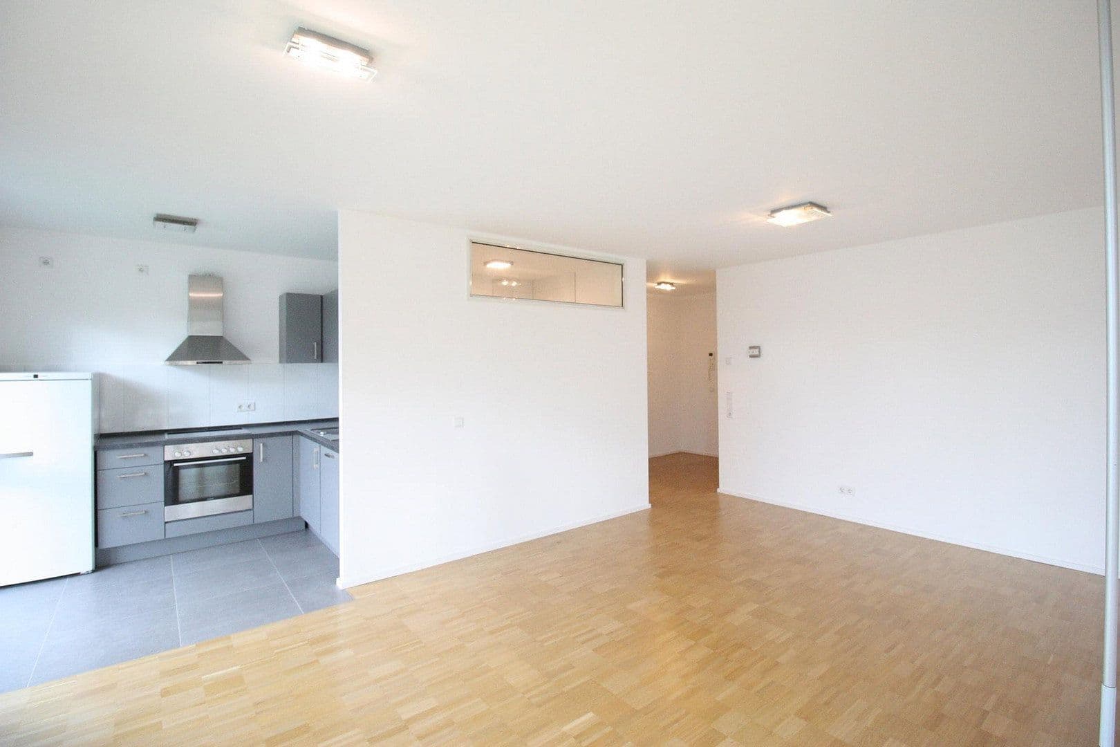 Prodej bytu 2+1 51 m², Niederrheinstr. 156, Düsseldorf, Severní Porýní-Vestfálsko Prodej bytu 2+1 51 m², Niederrheinstr. 156, Düsseldorf, Severní Porýní-Vestfálsko